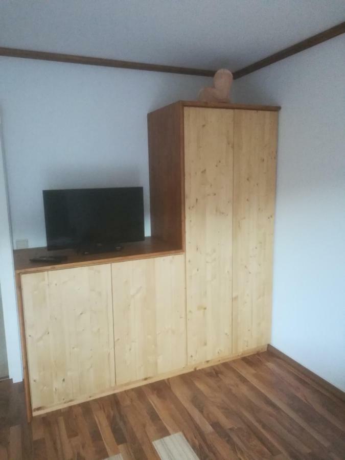 Gemuetlich Wohnen In Welling Apartment Exterior foto